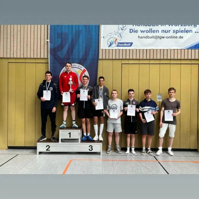 Jaron Platz 2, Maximilian Platz 13 und Rose Platz 14