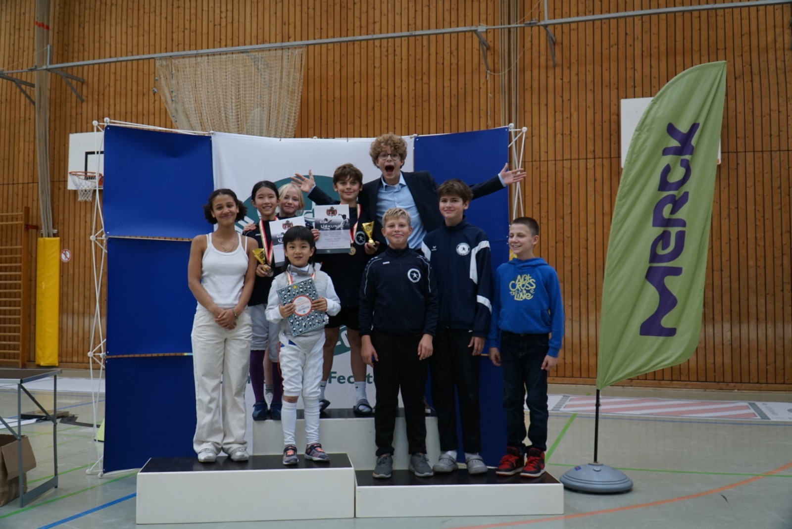 Großer Saisonauftakt für die TG Dörnigheim: Siege beim Merck-Jugendpokal und internationaler Podestplatz in Amsterdam